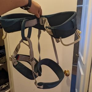 Black diamond climbing harness